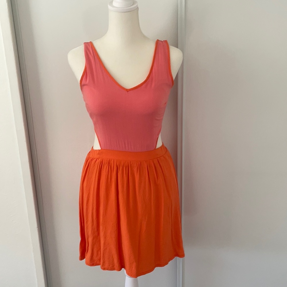 Mstylelab. Colorful summery dress